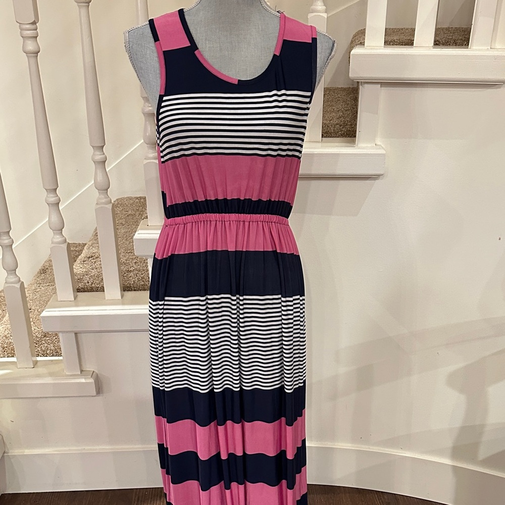 Nwot. Charlie Paige maxi dress